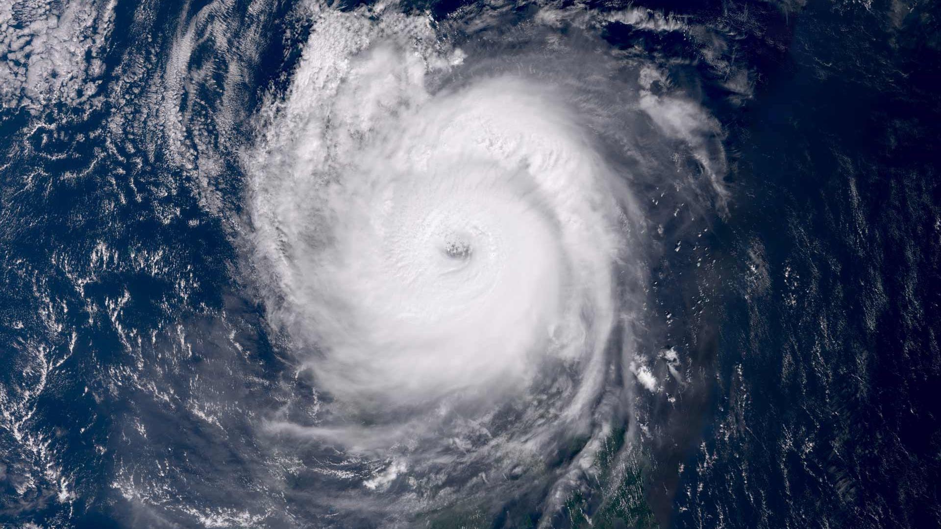 Typhoon Man-yi image Typhoon Man-yi image